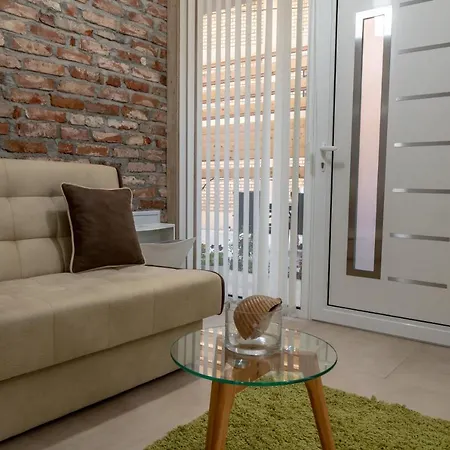 Prestige アパート *